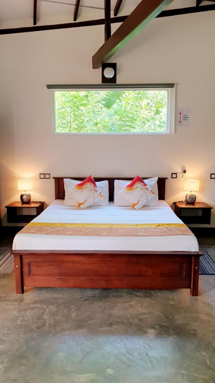 Edelweiss Residence Hikkaduwa Buitenkant foto