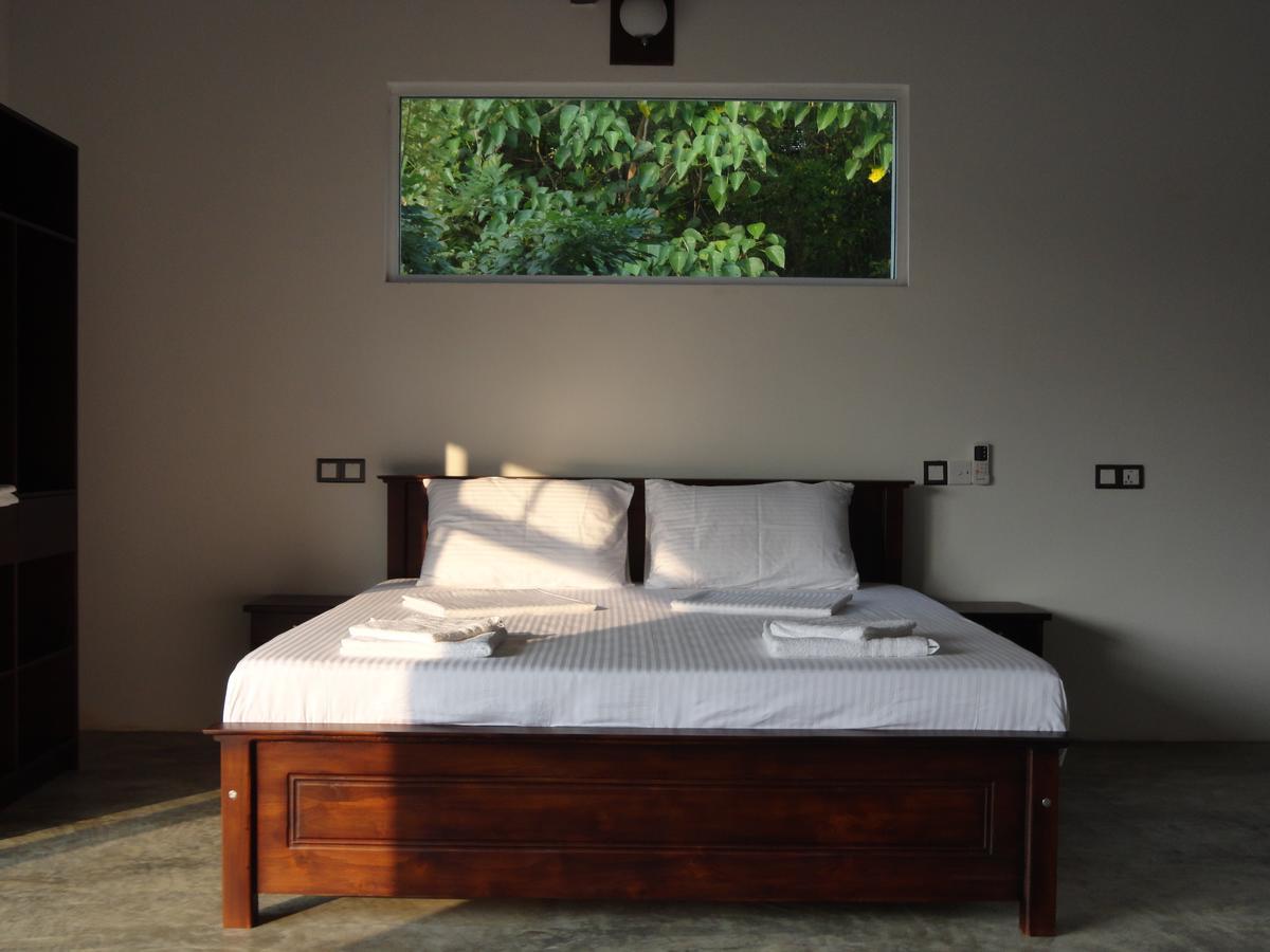 Edelweiss Residence Hikkaduwa Buitenkant foto